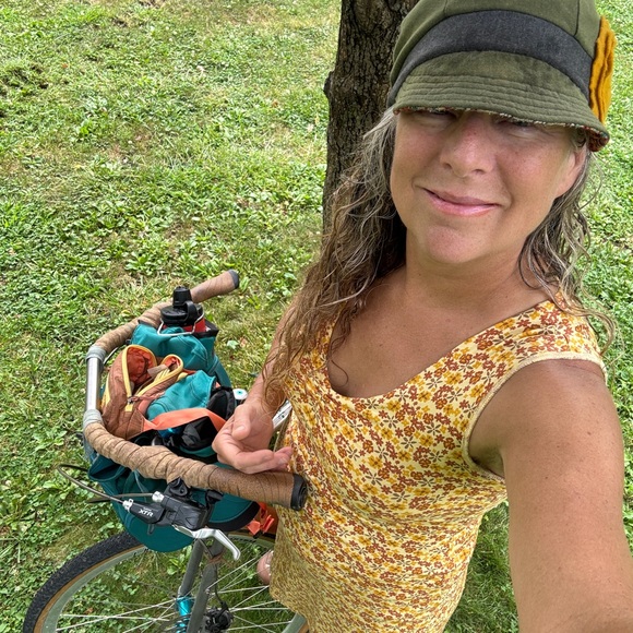 MAKE ME OFFERS! BUNDLE ITEMS TO SAVE Sales support Bicycle Happiness education - Picture 1 of 12